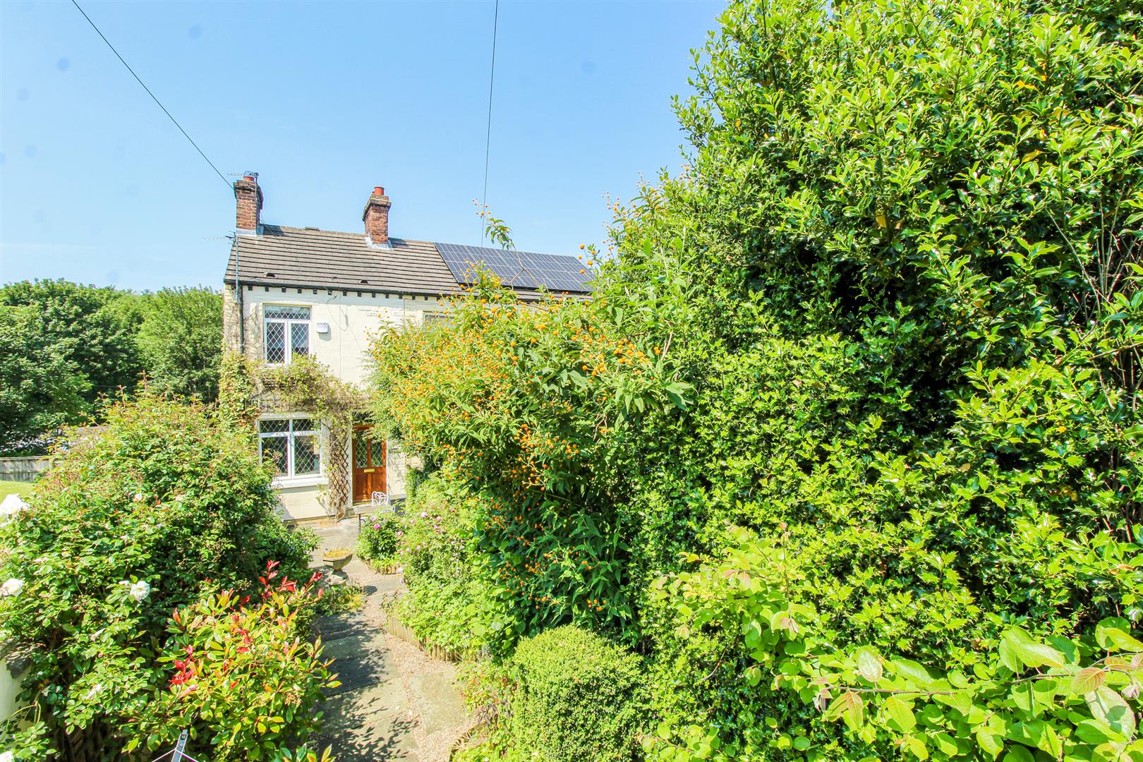 576, Denby Dale Road, Calder Grove Richard Kendall Estate Agent